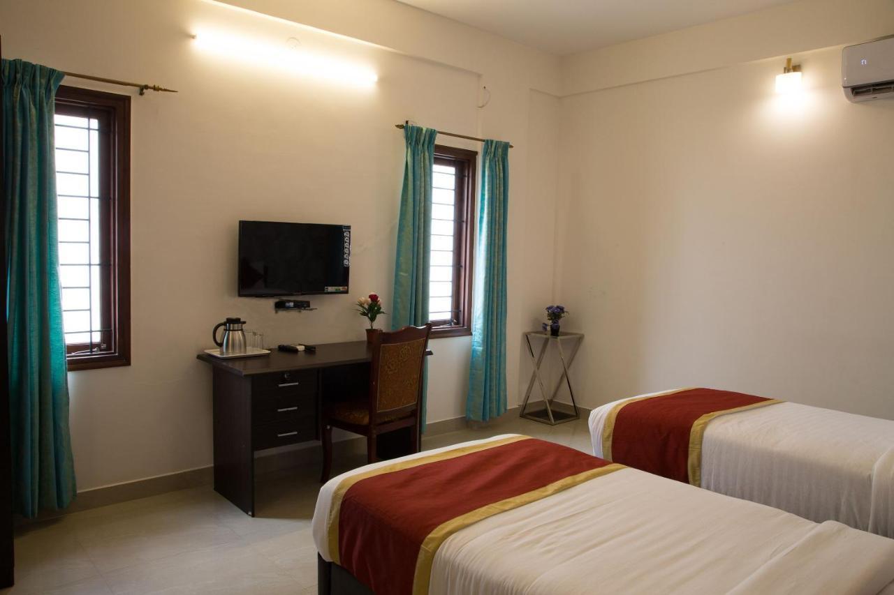 Oyo 8737 King Suites Bangalore Ngoại thất bức ảnh